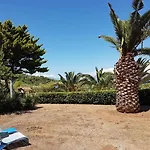 Charming - Paradise On Earth 度假居