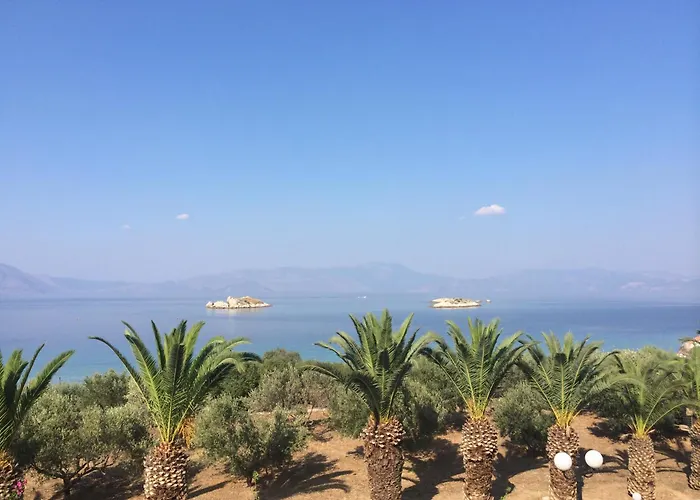 Charming - Paradise On Earth * Loutraki (Corinthia)